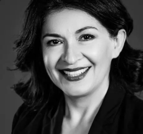 Maria Morales, ingeniera comercial y magíster en finanzas e innovación, consultora y profesora universitaria